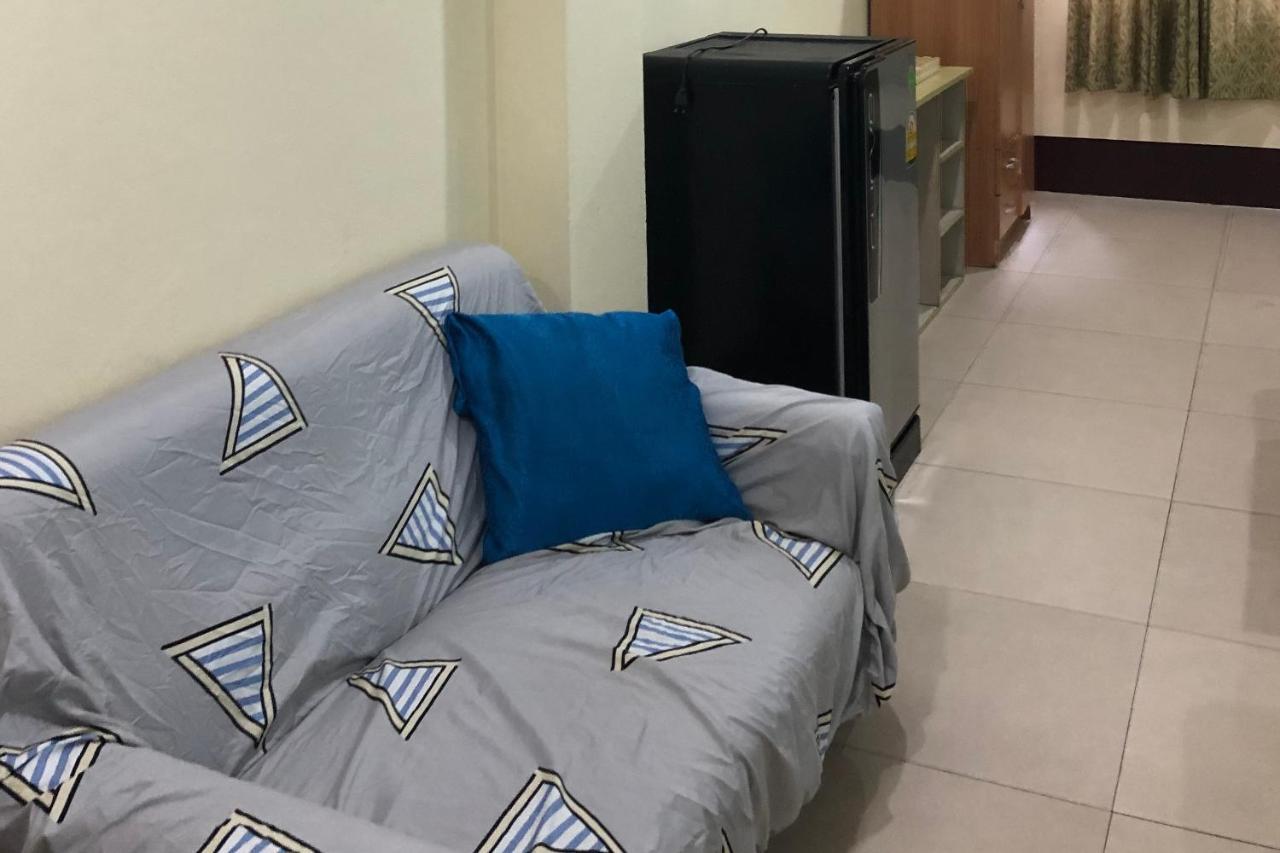 Oyo 1146 Paris In Bangkok Hotel Ngoại thất bức ảnh