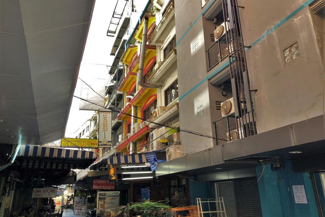 Oyo 1146 Paris In Bangkok Hotel Ngoại thất bức ảnh