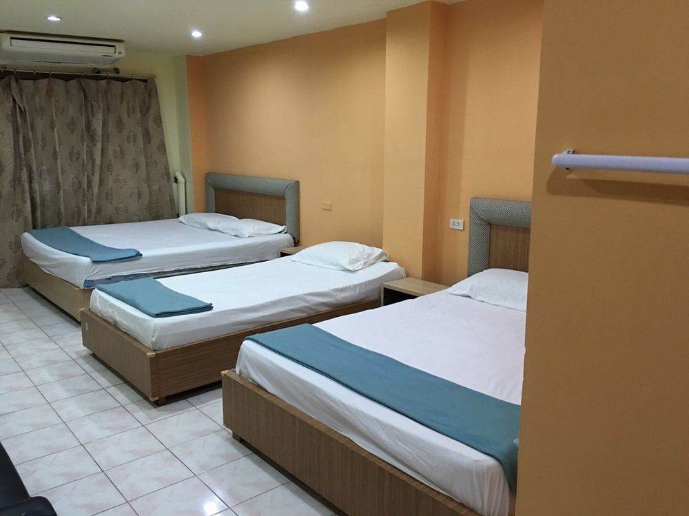 Oyo 1146 Paris In Bangkok Hotel Ngoại thất bức ảnh